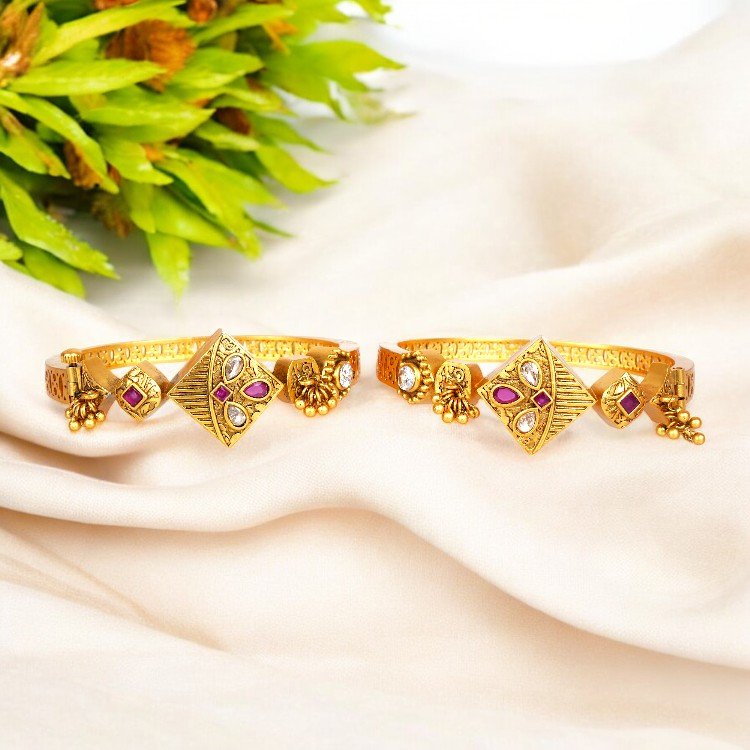 Gold Plated Kade (Bracelet)